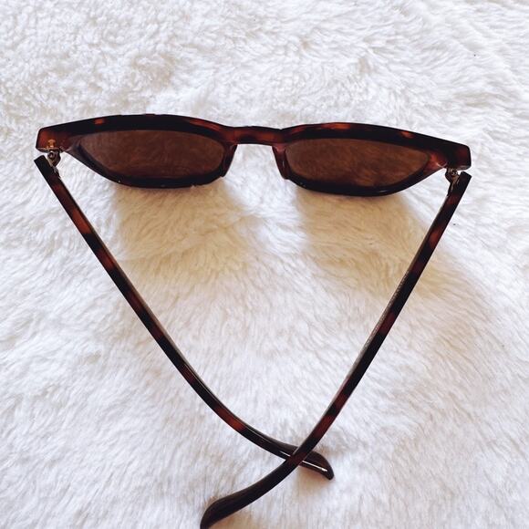 Milo Tortoise Brown Oversized Oval Horn Rims Sunglasses - Picture 9 of 11